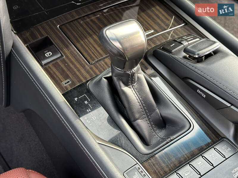 Позашляховик / Кросовер Lexus LX 2020 в Одесі