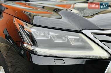 Внедорожник / Кроссовер Lexus LX 2016 в 