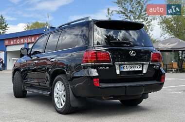 Позашляховик / Кросовер Lexus LX 2009 в 