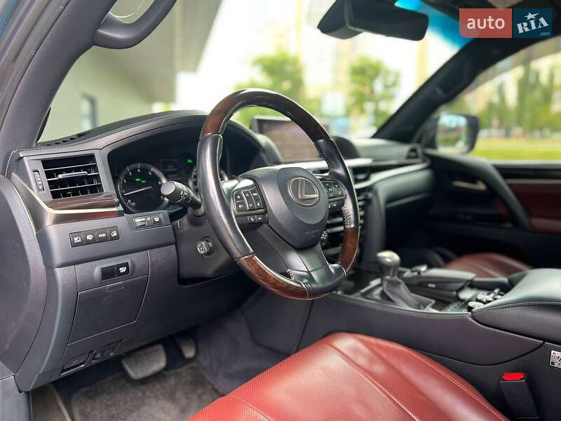 Позашляховик / Кросовер Lexus LX 2016 в Києві фото 35 Позашляховик / Кросовер Lexus LX 2016 в Києві
