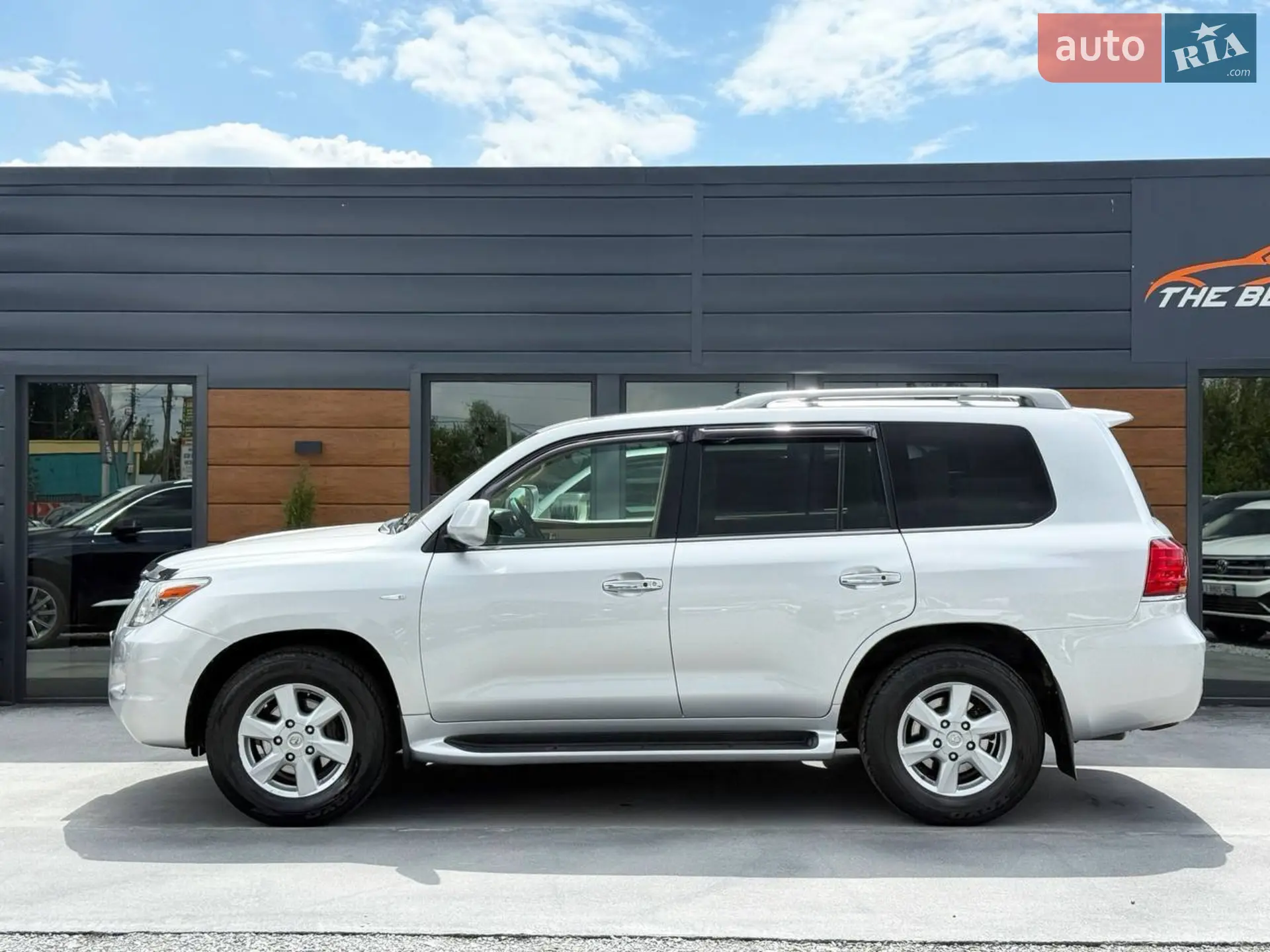 2010 Lexus LX - мініатюра 6
