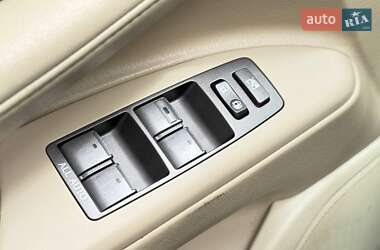 Внедорожник / Кроссовер Lexus LX 2010 в 