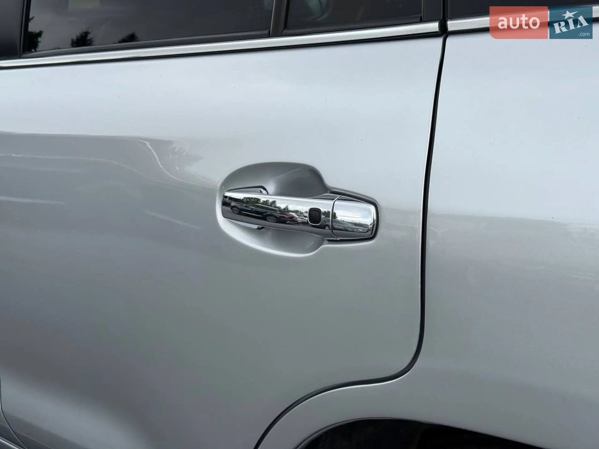 2010 Lexus LX - мініатюра 35