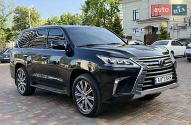 Позашляховик / Кросовер Lexus LX 2017 в 