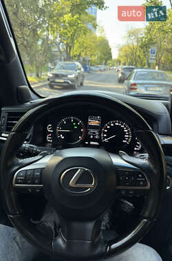 Позашляховик / Кросовер Lexus LX 2017 в 