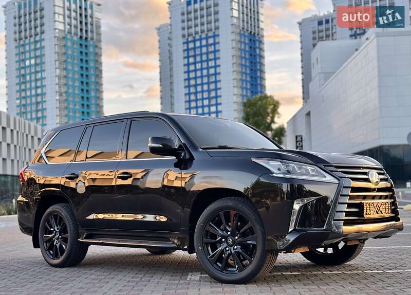 Внедорожник / Кроссовер Lexus LX 2017 в Одессе