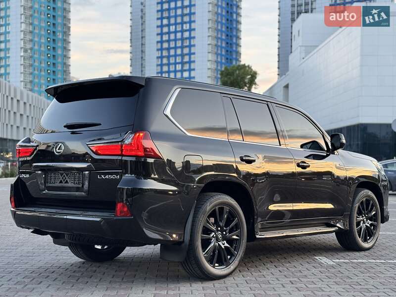 Внедорожник / Кроссовер Lexus LX 2017 в Одессе