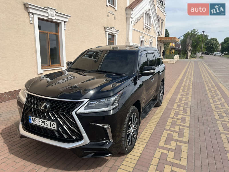 Внедорожник / Кроссовер Lexus LX 2019 в Киеве