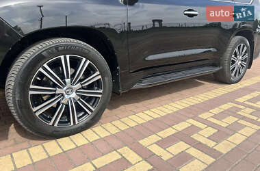 Внедорожник / Кроссовер Lexus LX 2019 в 