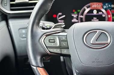 Внедорожник / Кроссовер Lexus LX 2022 в 