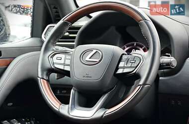 Внедорожник / Кроссовер Lexus LX 2022 в 