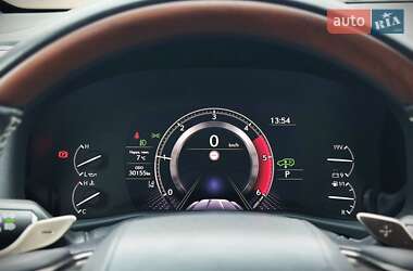 Внедорожник / Кроссовер Lexus LX 2022 в 