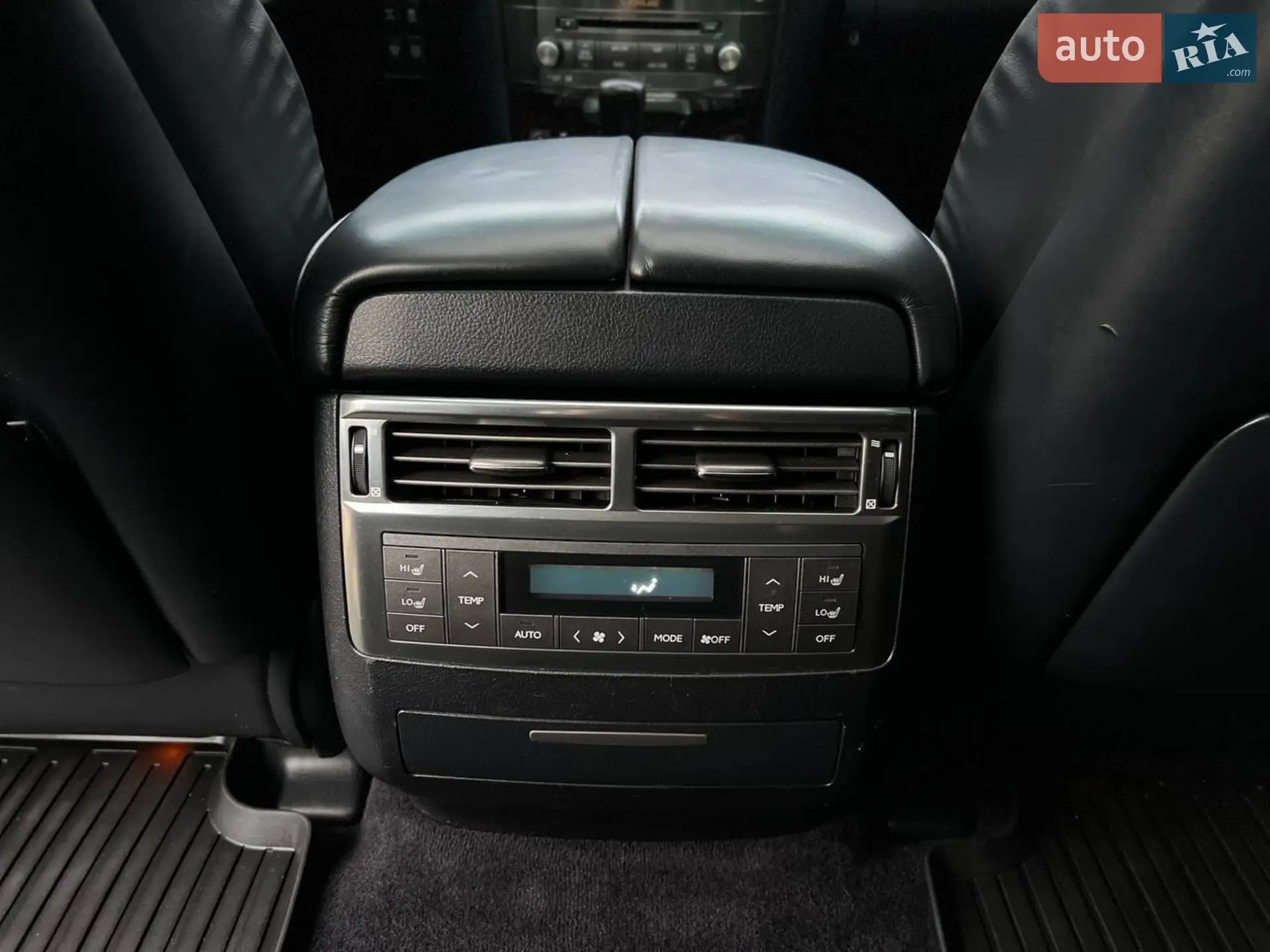 2011 Lexus LX - мініатюра 26