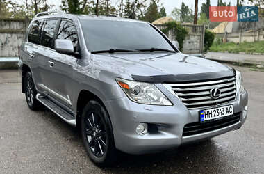 Позашляховик / Кросовер Lexus LX 2008 в 