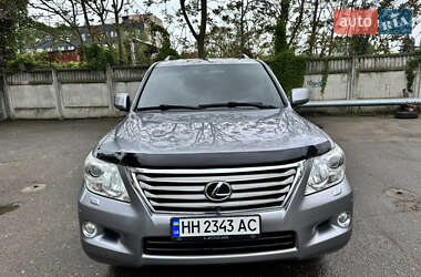 Позашляховик / Кросовер Lexus LX 2008 в 