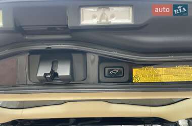 Внедорожник / Кроссовер Lexus LX 2012 в 