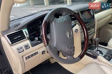 Внедорожник / Кроссовер Lexus LX 2012 в 