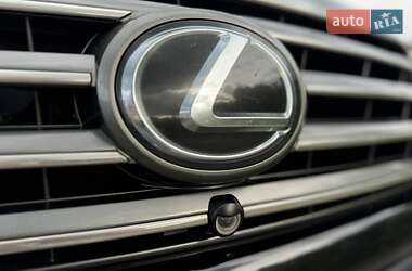 Внедорожник / Кроссовер Lexus LX 2013 в 
