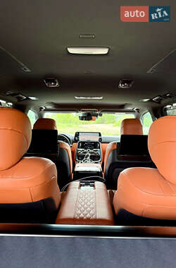 Внедорожник / Кроссовер Lexus LX 2023 в 