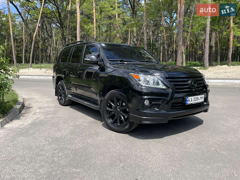 Lexus LX 2012