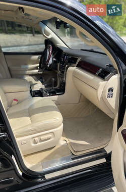 Внедорожник / Кроссовер Lexus LX 2012 в 