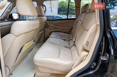 Позашляховик / Кросовер Lexus LX 2008 в 