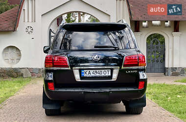 Внедорожник / Кроссовер Lexus LX 2011 в 
