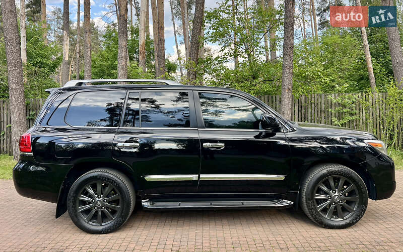 Позашляховик / Кросовер Lexus LX 2011 в Києві