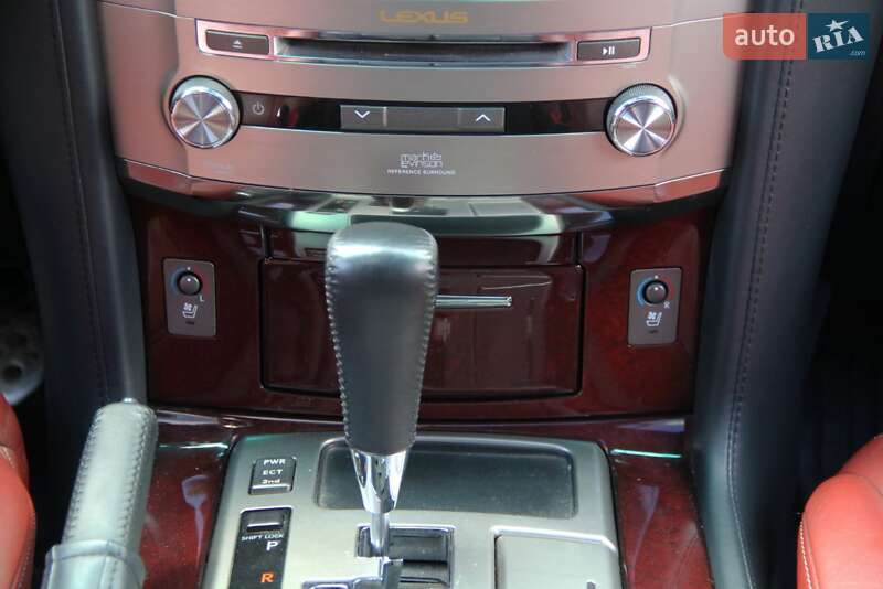 Позашляховик / Кросовер Lexus LX 2014 в Сарнах фото 18 Позашляховик / Кросовер Lexus LX 2014 в Сарнах