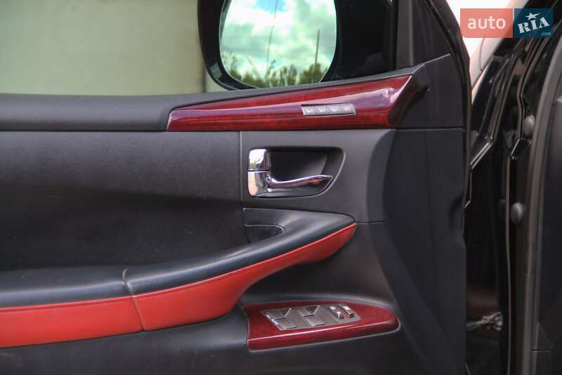 Позашляховик / Кросовер Lexus LX 2014 в Сарнах фото 23 Позашляховик / Кросовер Lexus LX 2014 в Сарнах