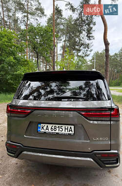 Внедорожник / Кроссовер Lexus LX 2023 в 