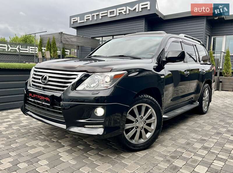 Внедорожник / Кроссовер Lexus LX 2011 в 