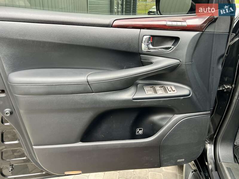 Внедорожник / Кроссовер Lexus LX 2011 в Киеве фото 16 Внедорожник / Кроссовер Lexus LX 2011 в Киеве