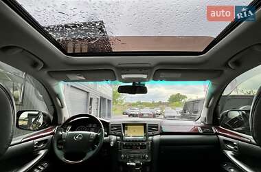 Внедорожник / Кроссовер Lexus LX 2011 в 