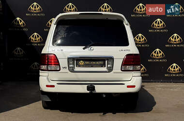 Позашляховик / Кросовер Lexus LX 2005 в 