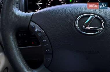 Позашляховик / Кросовер Lexus LX 2005 в 