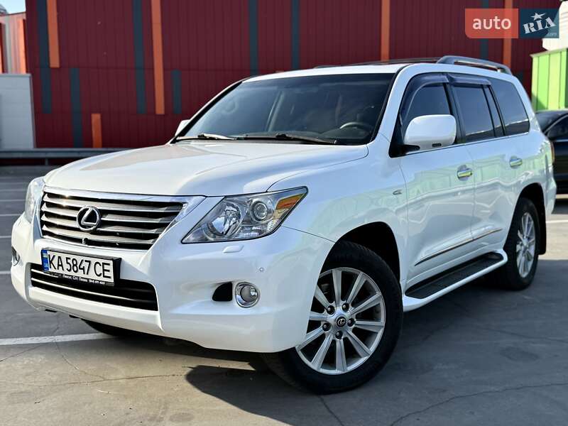 Внедорожник / Кроссовер Lexus LX 2010 в 