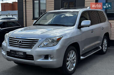Внедорожник / Кроссовер Lexus LX 2008 в 