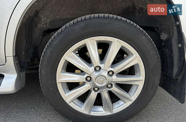 Внедорожник / Кроссовер Lexus LX 2008 в 
