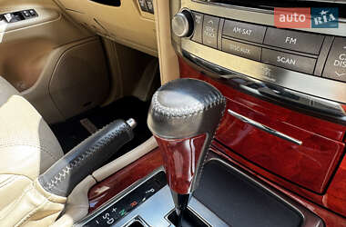 Внедорожник / Кроссовер Lexus LX 2008 в 