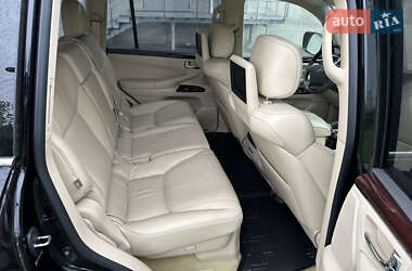 Позашляховик / Кросовер Lexus LX 2012 в 