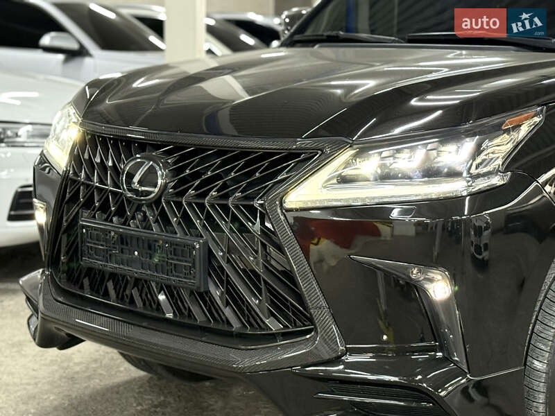 Позашляховик / Кросовер Lexus LX 2015 в Одесі