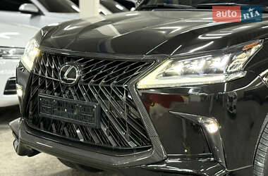 Внедорожник / Кроссовер Lexus LX 2015 в 