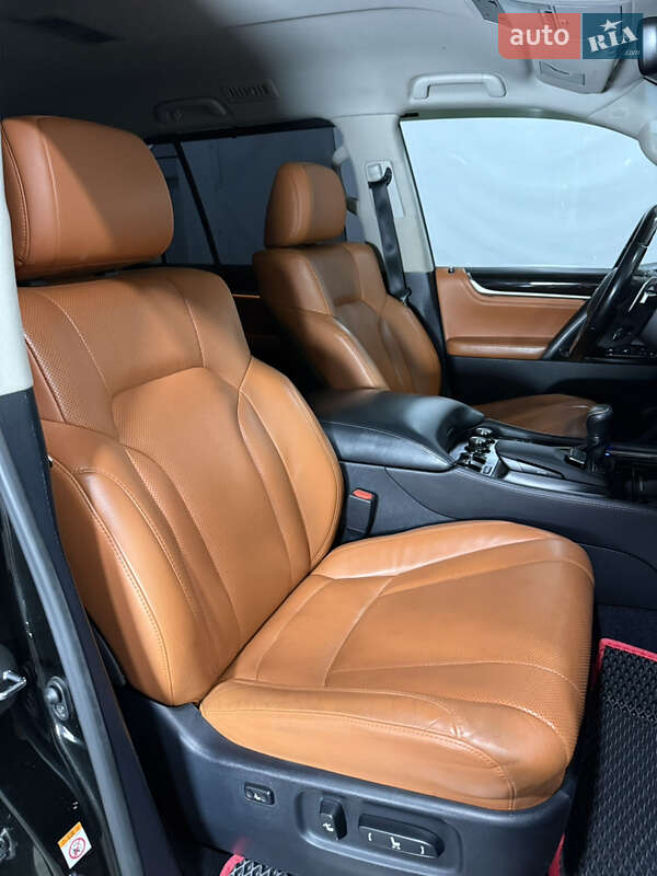 Позашляховик / Кросовер Lexus LX 2015 в Одесі
