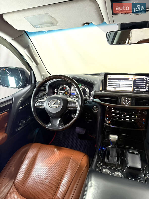 Позашляховик / Кросовер Lexus LX 2015 в Одесі