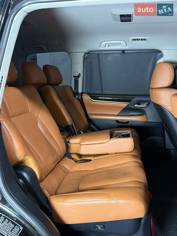 Позашляховик / Кросовер Lexus LX 2015 в Одесі