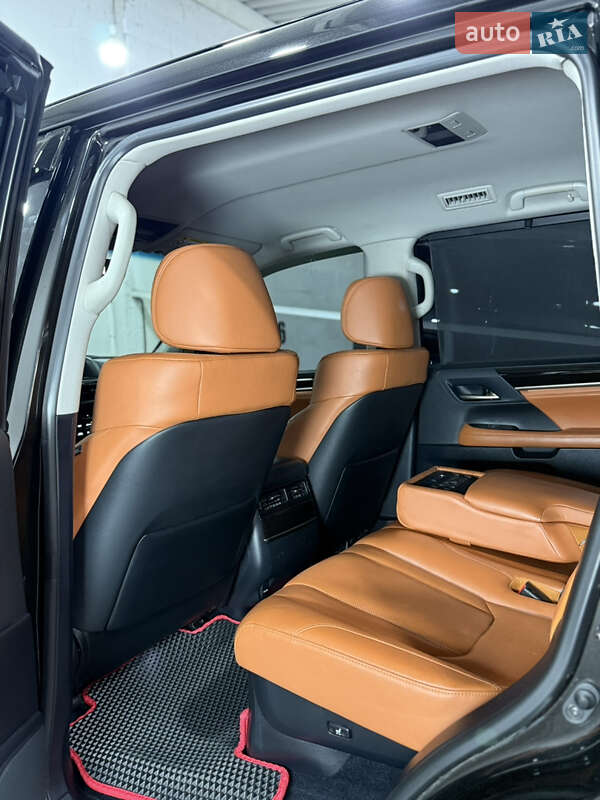 Позашляховик / Кросовер Lexus LX 2015 в Одесі