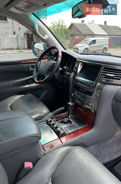 Позашляховик / Кросовер Lexus LX 2008 в 