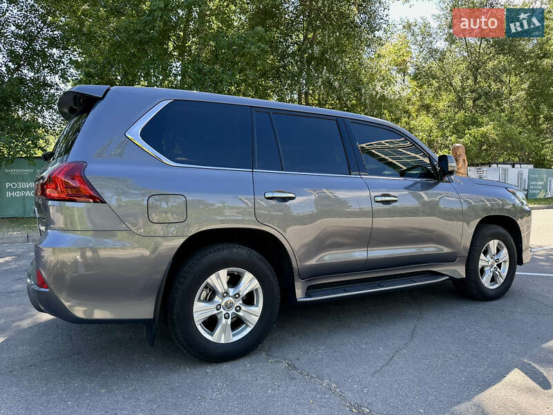 Внедорожник / Кроссовер Lexus LX 2017 в Днепре