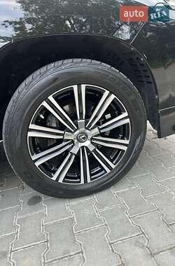Внедорожник / Кроссовер Lexus LX 2017 в 